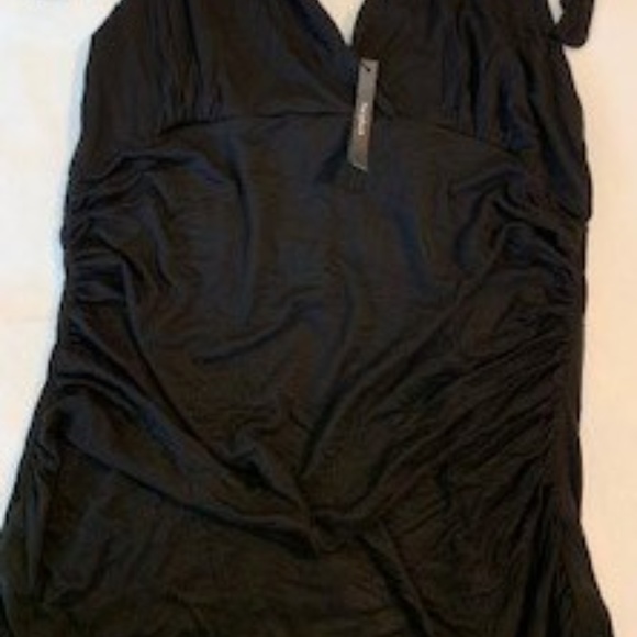 Ruched Sides Halter Top - Picture 2 of 3